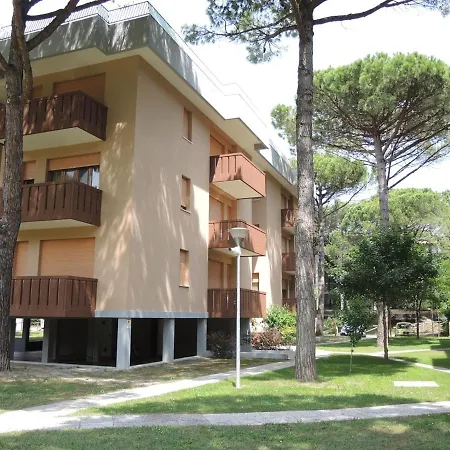Adorable Cozy Flat For 4 Guests Next To The Daire Bibione